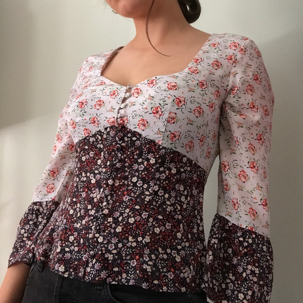 UNWORN- Intermix Luxury Blouse- 2-tone Floral